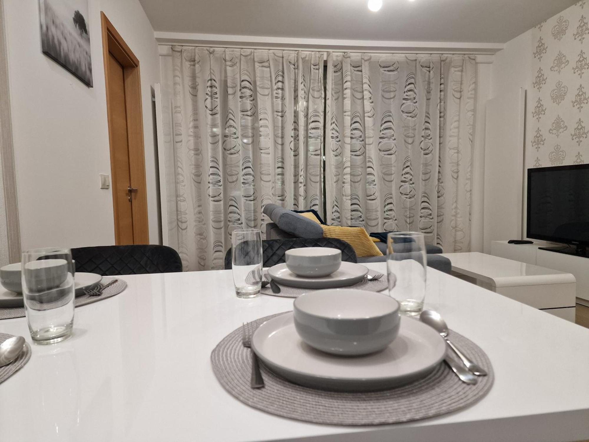 Stylish Panorama City Family Suite Bratislava Ngoại thất bức ảnh